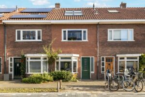Adriaan van Bergenstraat 31