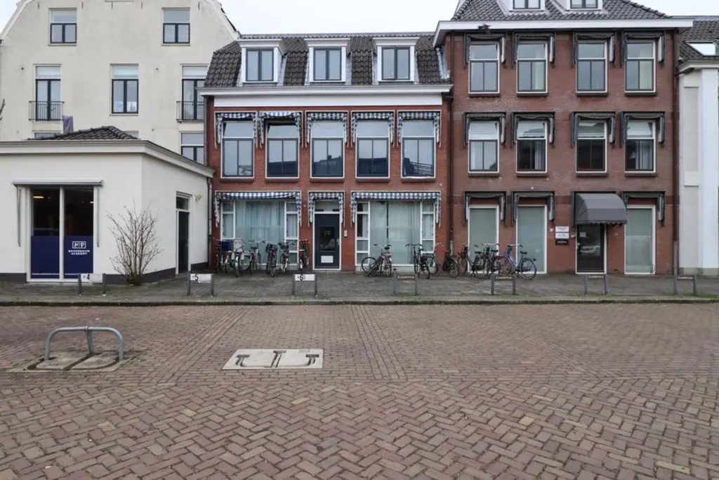 1e Dorpsstraat 18 A