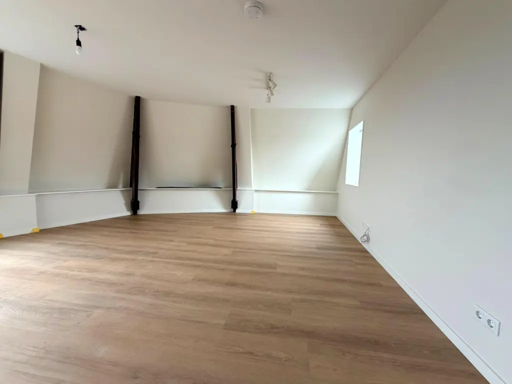 Appartement te huur: Houtmarkt 1D, Breda